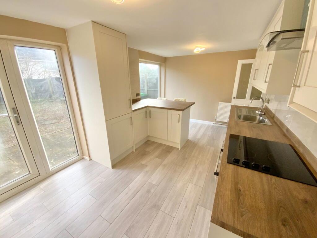 House in Oldbury, Whiteheath Gate - View 4
