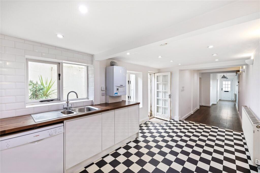 St. Catherines Terrace, Hove, East Sussex, BN3 photo 3