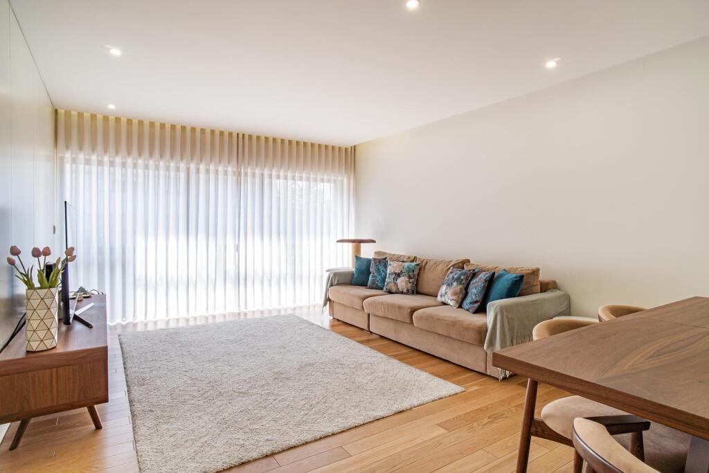 Main image of property: Oporto, Maia