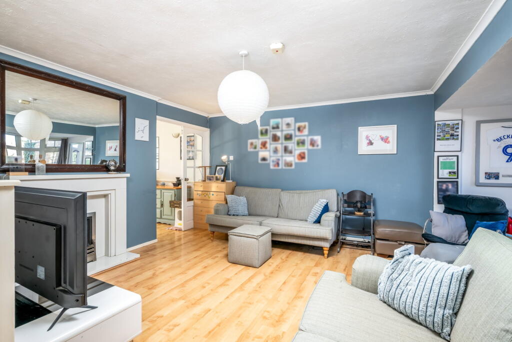 House in Stevenage, Stotfold - View 2