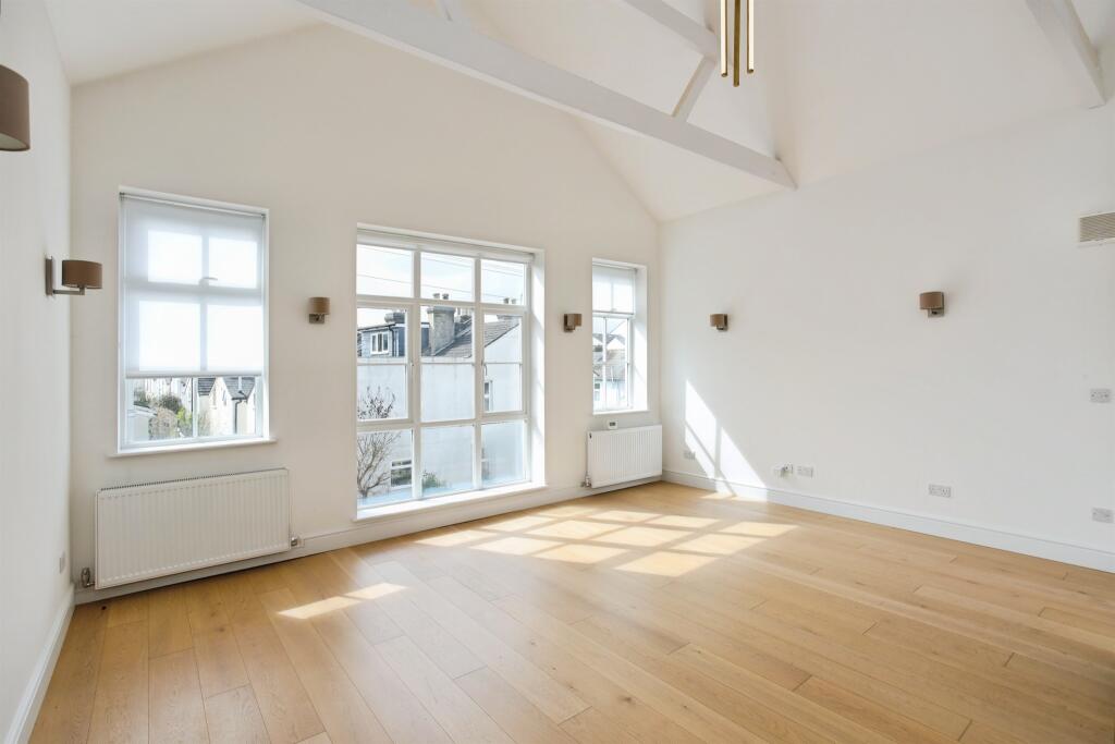 Main image of property: Commercial Road, Tunbridge Wells