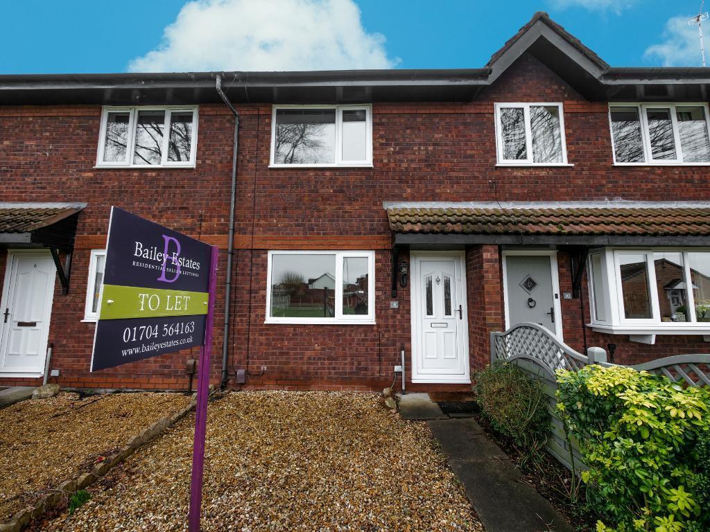 Main image of property: Handsworth Walk, Kew, Southport, Merseyside, PR8 6XU