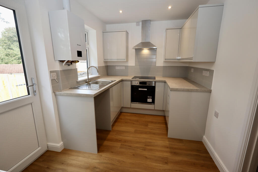 House in Bath - View 2