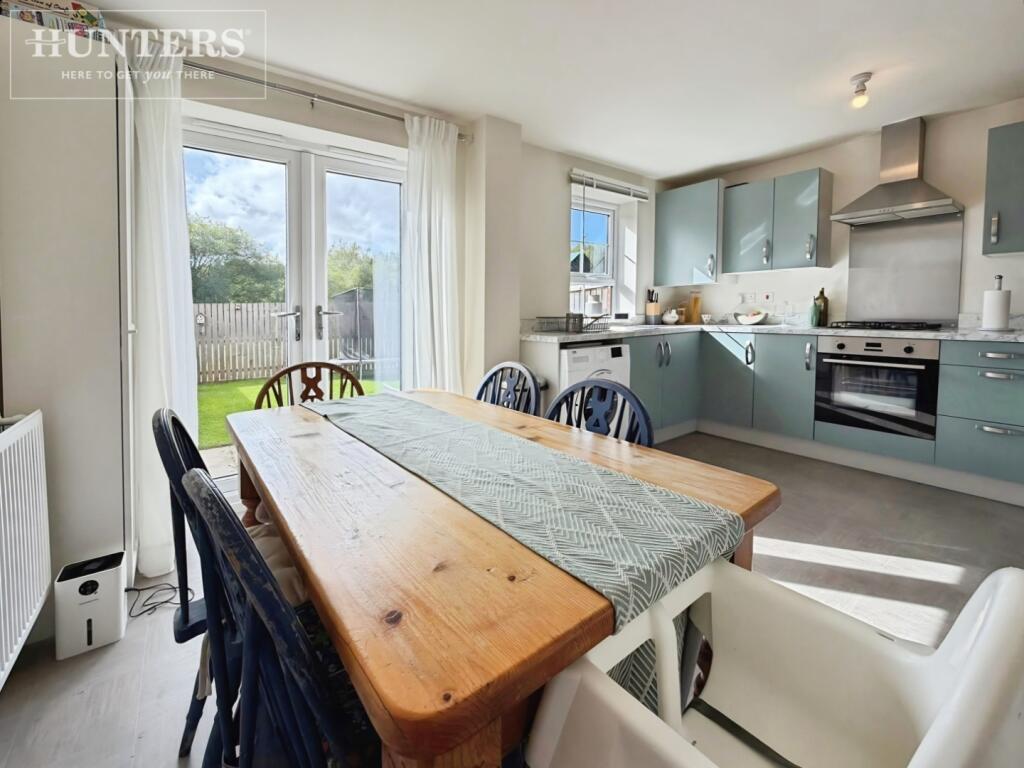 House in Barnsley, Royston - View 2