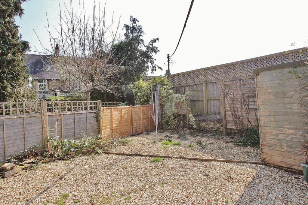 Newland, Witney, OX28 photo 3