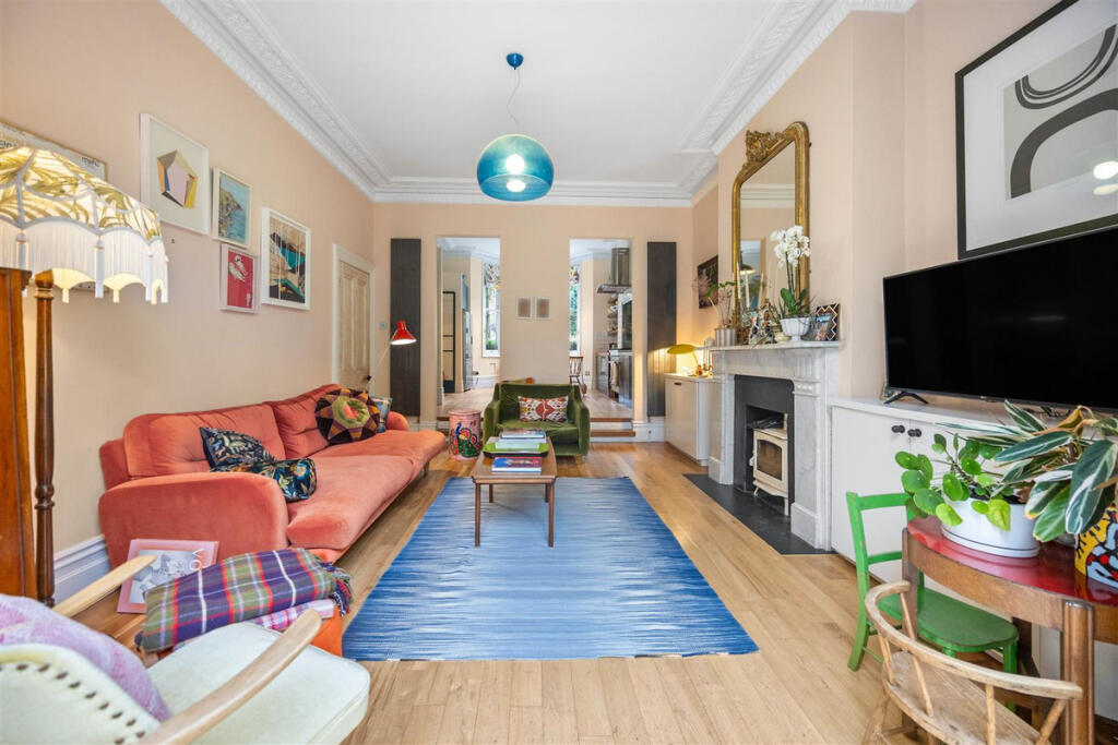 House in London, Brondesbury Park, Brondesbury - View 4