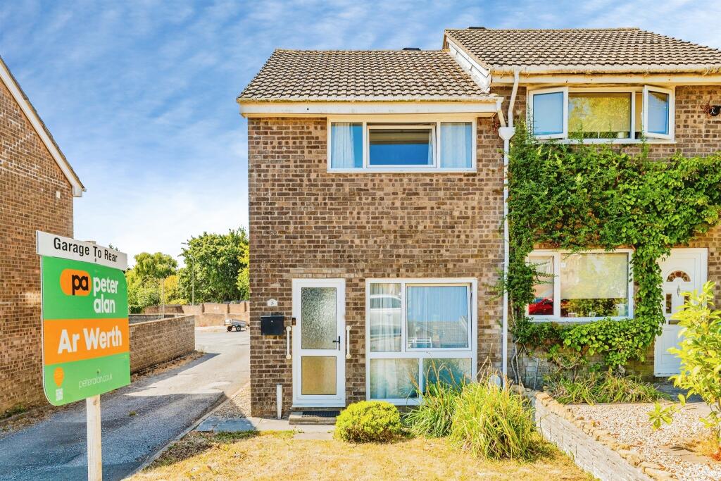 Main image of property: Cae Siwsan, Brackla, Bridgend