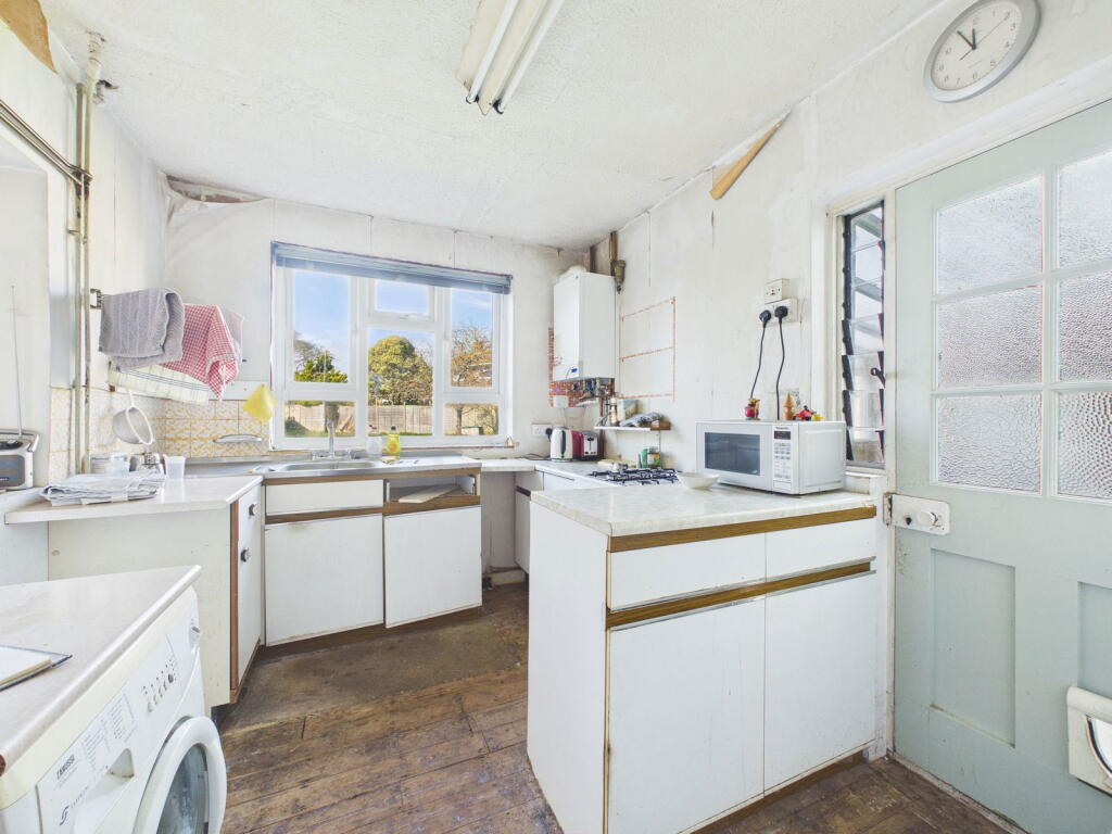 Keymer Crescent, Goring-by-Sea, Worthing, BN12 - View 6