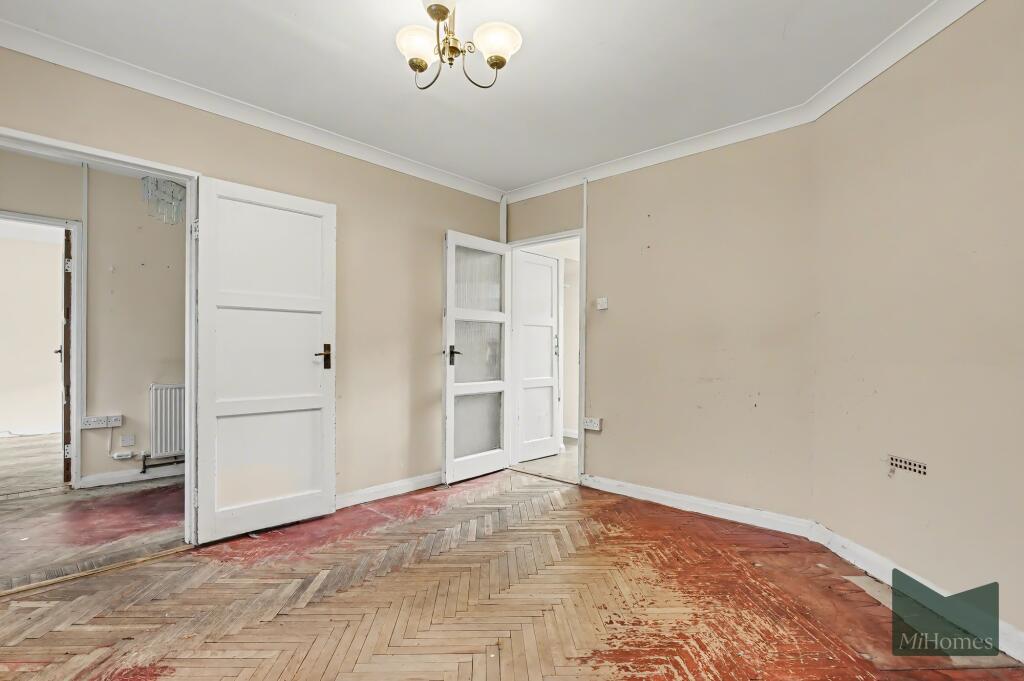 House in London, Woodside Park - View 5