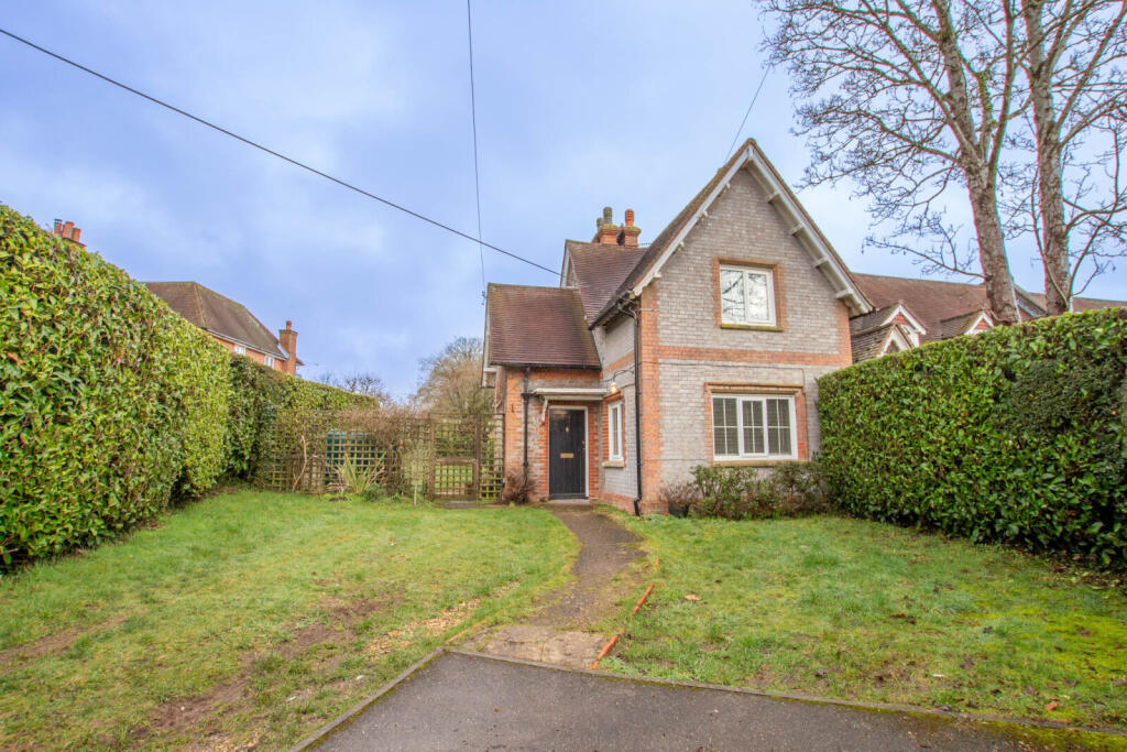 Main image of property: School Lane, Upper Basildon, Berkshire, RG8