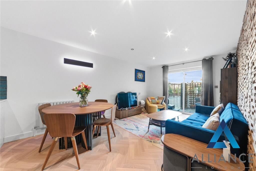 Main image of property: Narrow Street, Limehouse, London, UK, E14