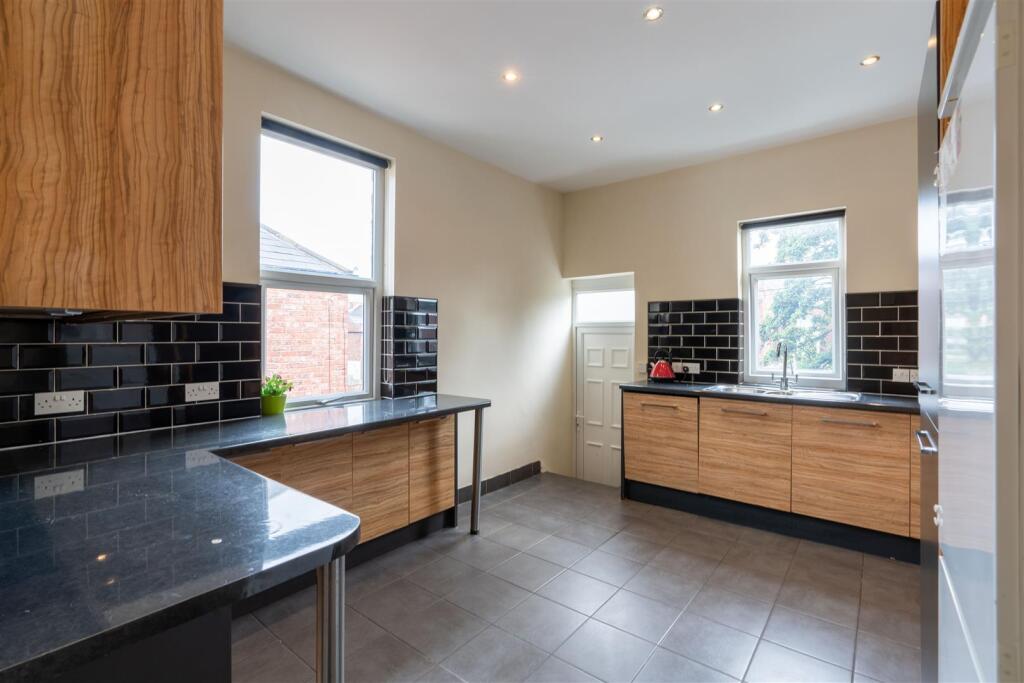 Apartment in Newcastle upon Tyne, Heaton - View 5