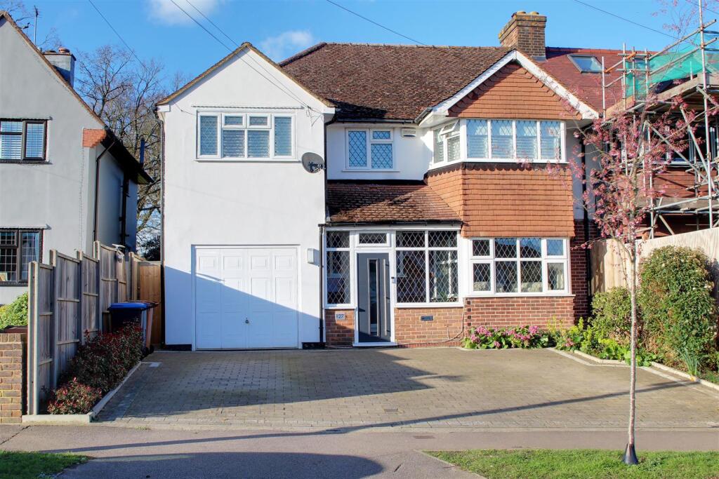 Main image of property: Moffats Lane, Brookmans Park