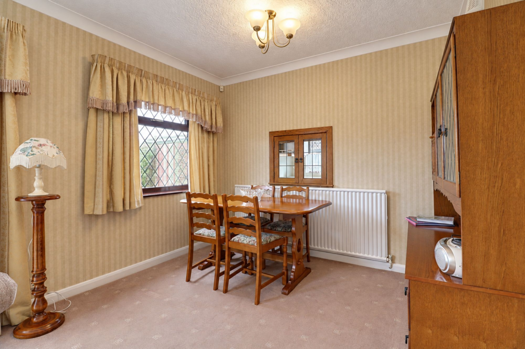 House in Doncaster - View 4