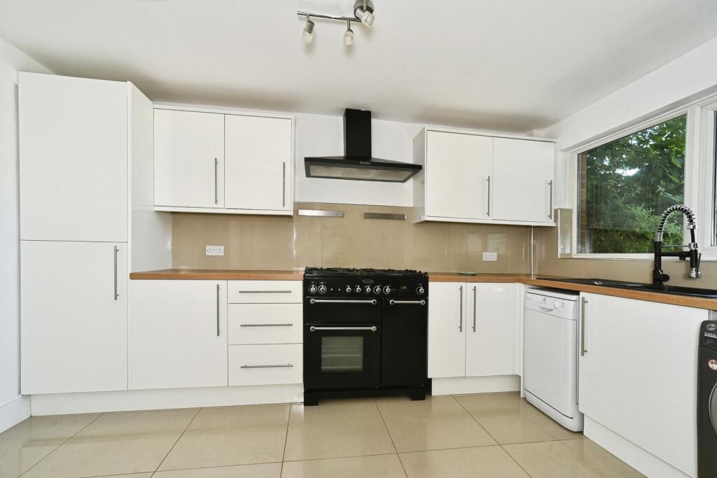 House in Thatcham, West Berkshire - View 5
