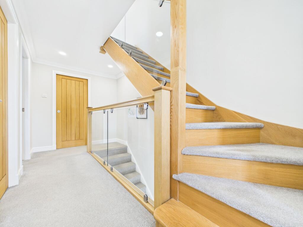 House in Motherwell - More