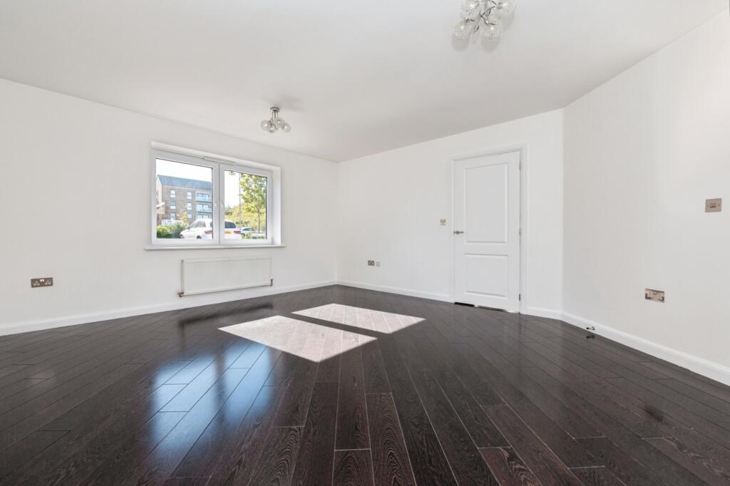 House in Dartford, St Clements Lakes, Stone - View 2