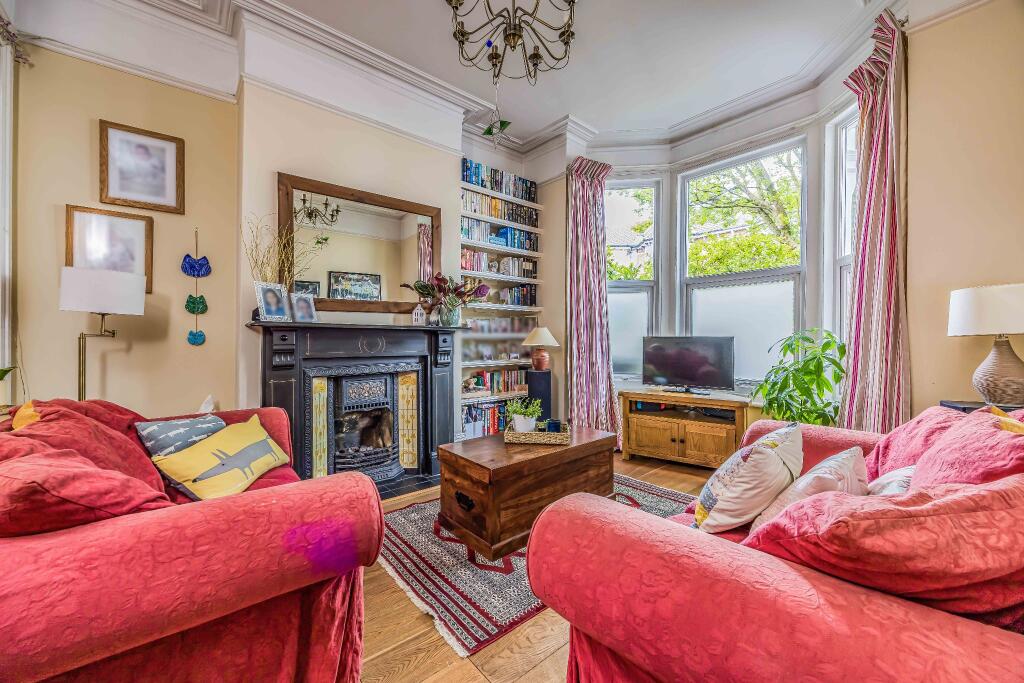 House in Portsmouth, Southsea - View 4