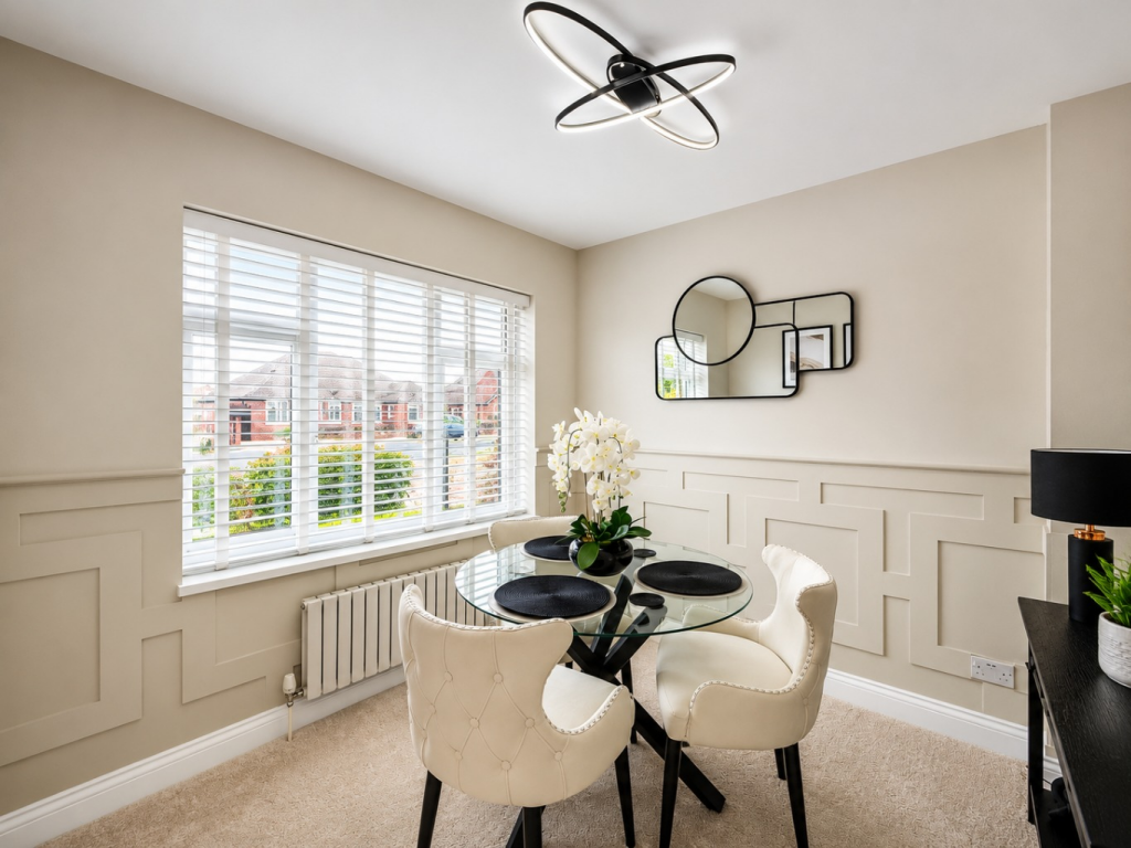 House in Sefton, Crossens - More
