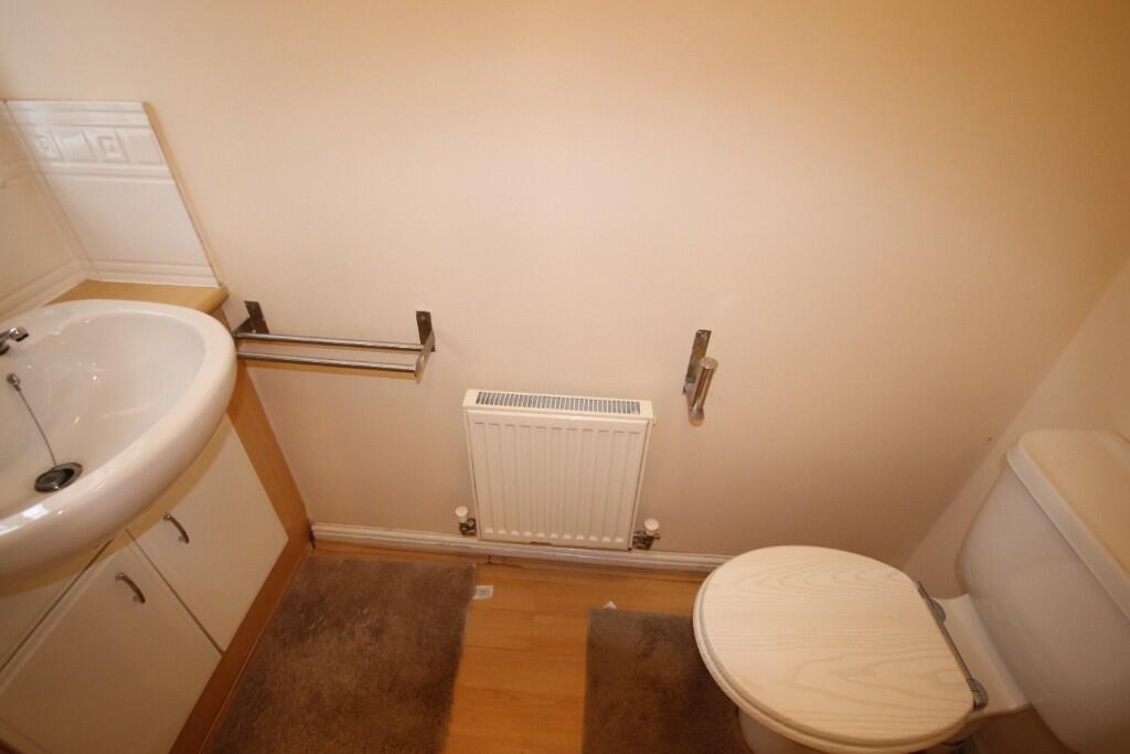 House in Nottingham - View 4