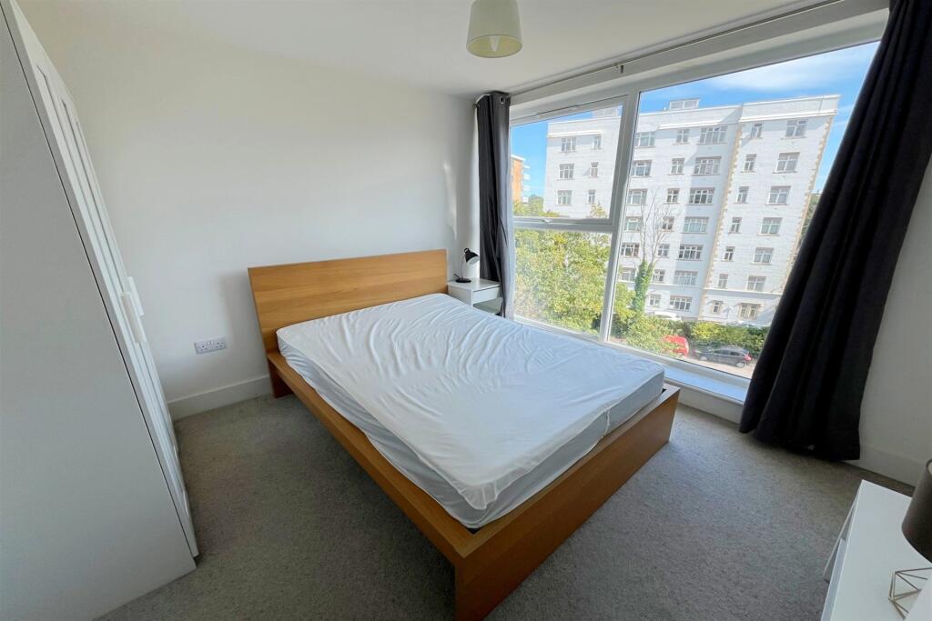 Apartment in Bournemouth - View 5