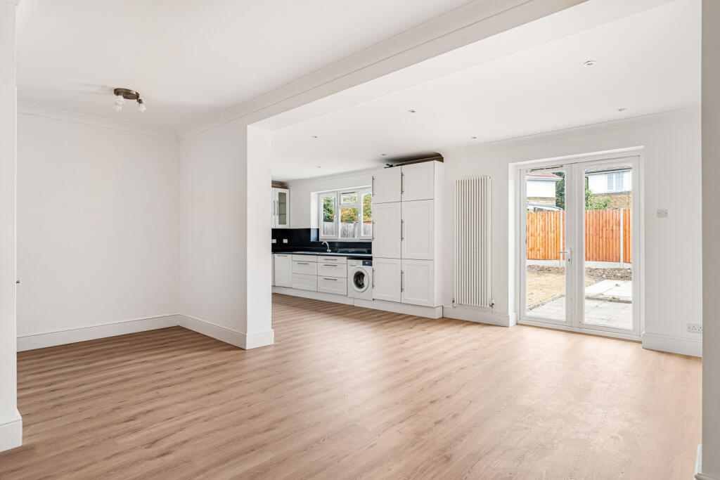 House in London - View 5