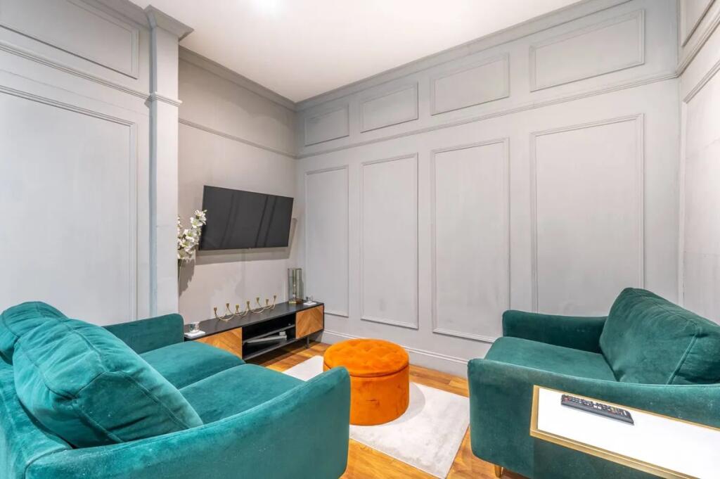 Studio flat for rent