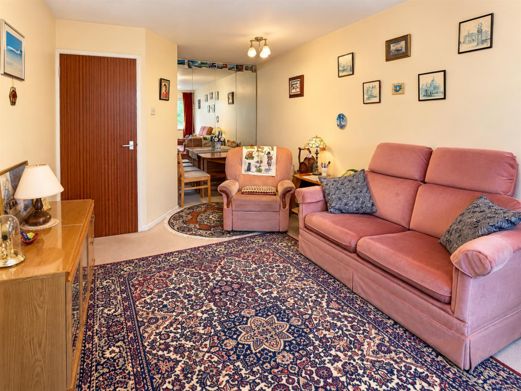 Crendon Court, Caversham, Reading photo 3