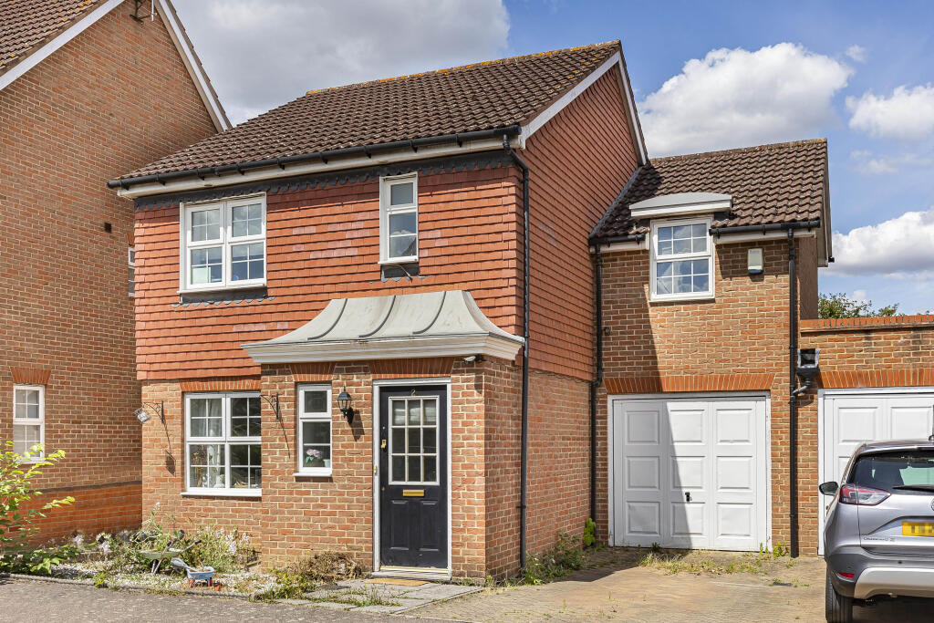 Main image of property: Beauchamps, Welwyn Garden City, Hertfordshire, AL7