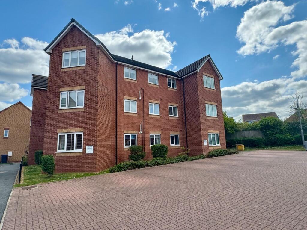 2-bed flat on Mariners Way, Seaham, Seaham District, SR7 , £80,000