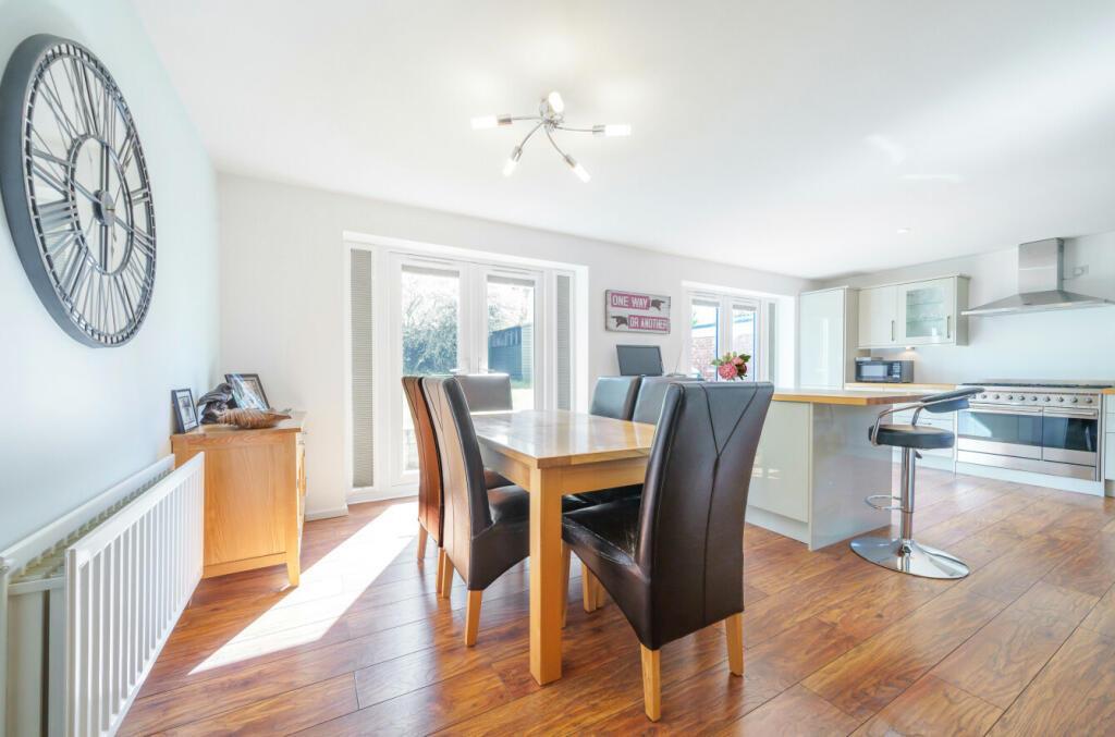 House in Hart, Church Crookham - View 4