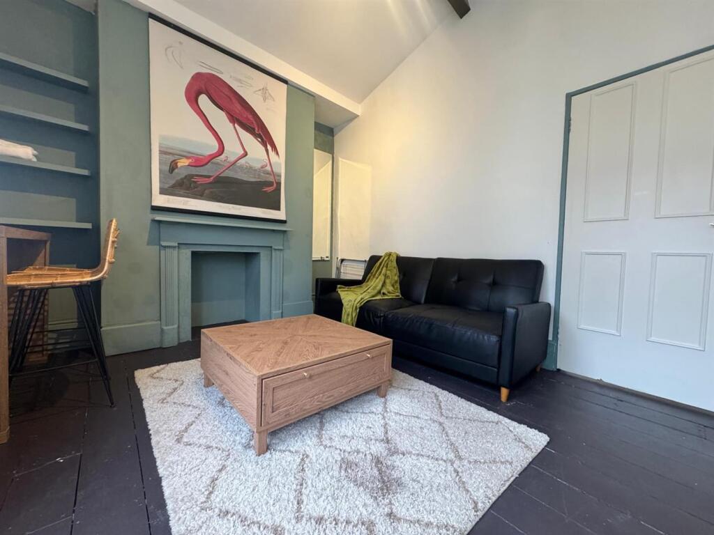 Main image of property: 59A Queens Road, Brighton