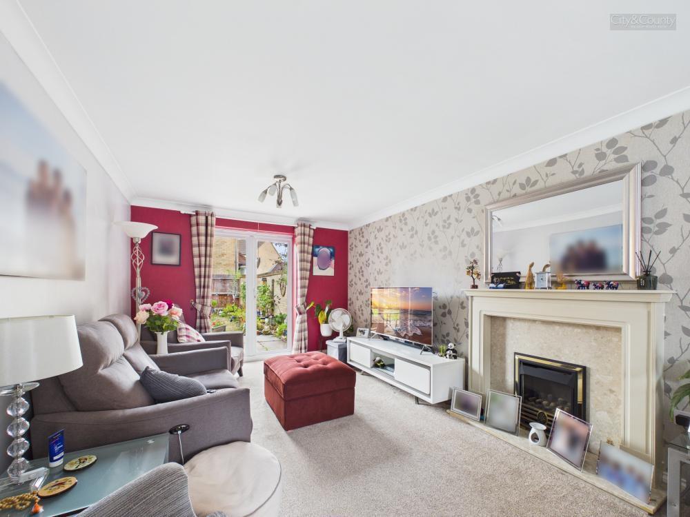 House in Peterborough, Woodston - View 3