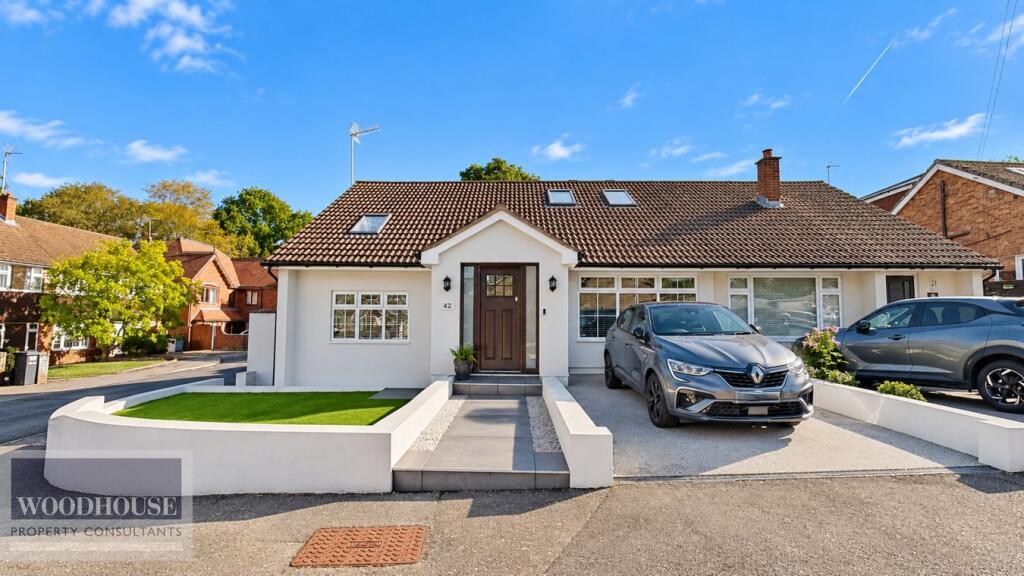House in Broxbourne, Churchgate