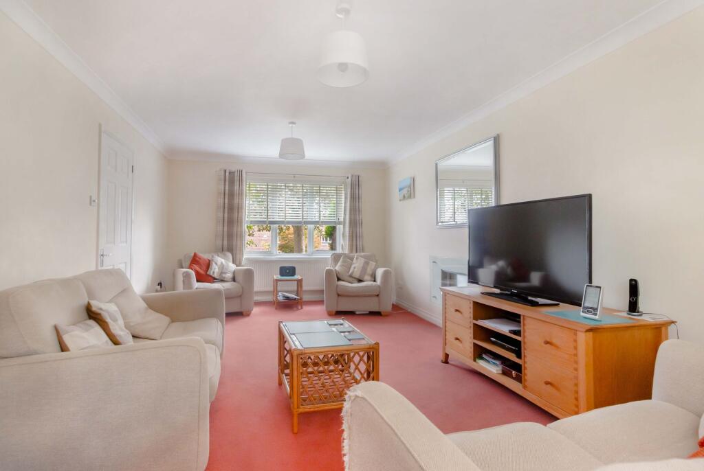 House in Uckfield - View 2