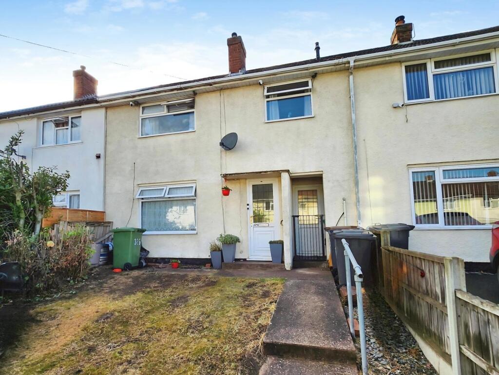 Main image of property: Cedar Road, Nuneaton, Warwickshire, CV10