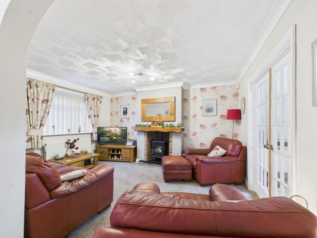 Green Lane, Yaxley, PE7 photo 2