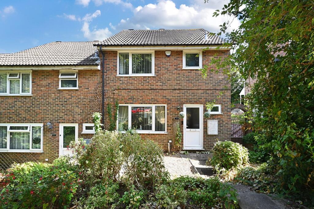 Main image of property: New Barn Close, Portslade, East Sussex, BN41