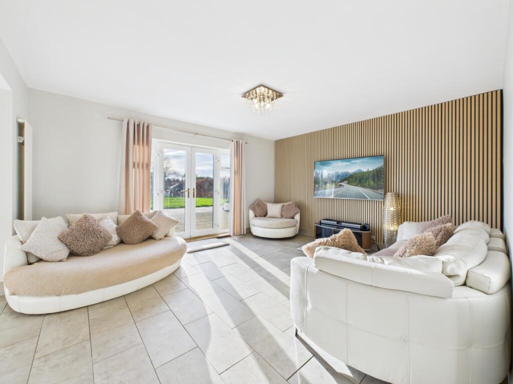 Longthorpe Lane, Thorpe, Wakefield, West Yorkshire, WF3 photo 3