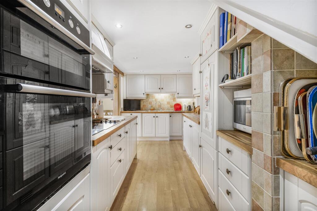House in Uttlesford, Bran End, Stebbing - View 4