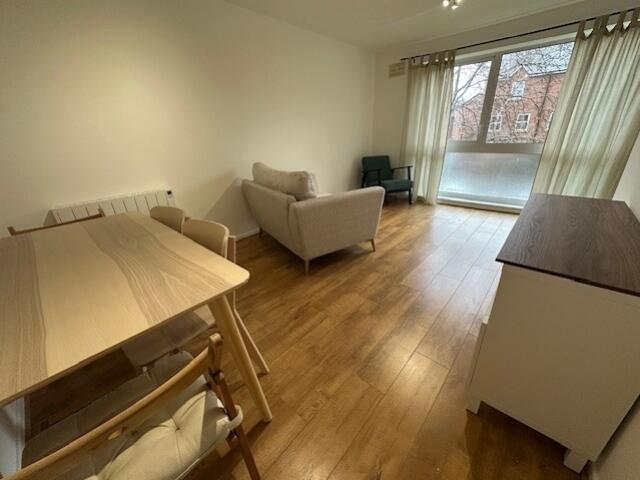Apartment in Manchester - View 3