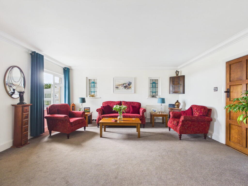 House in Worthing, High Salvington - View 4