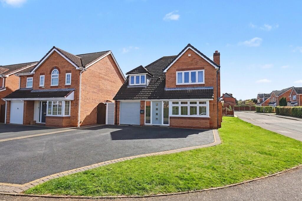 Main image of property: Emberton Way, Amington