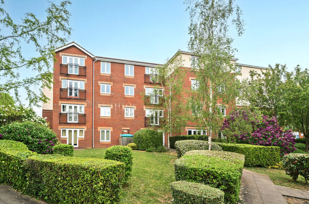 Main image of property: West End Road, Southampton, Hampshire