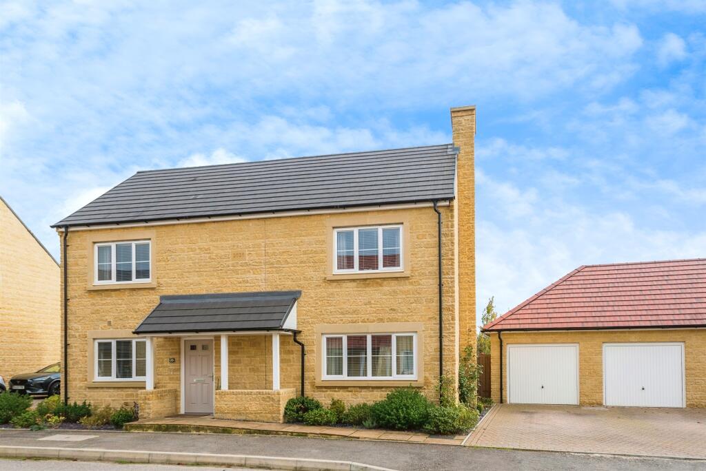 Main image of property: Linden Gardens, Carterton