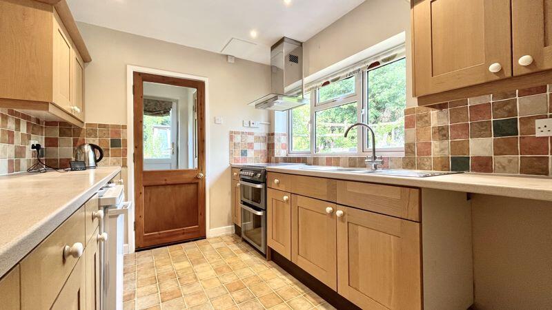 House in Taunton - View 5