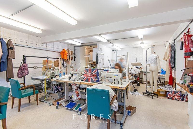 Main image of property: Unit 2a, 4 Park End, Hampstead Heath, NW3 2SE