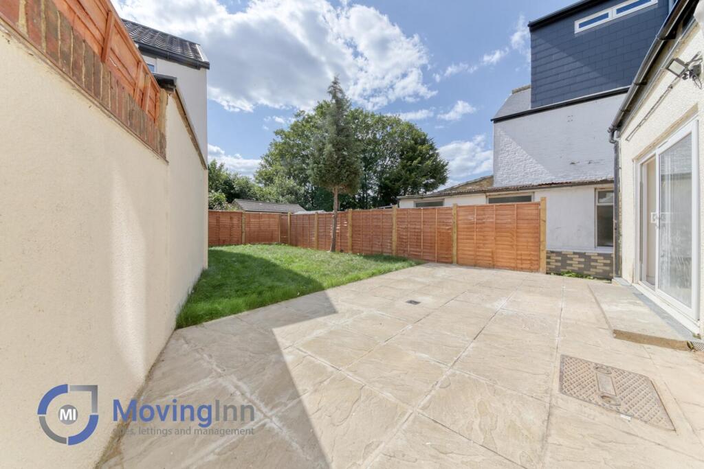 Apartment in Thornton Heath - View 5