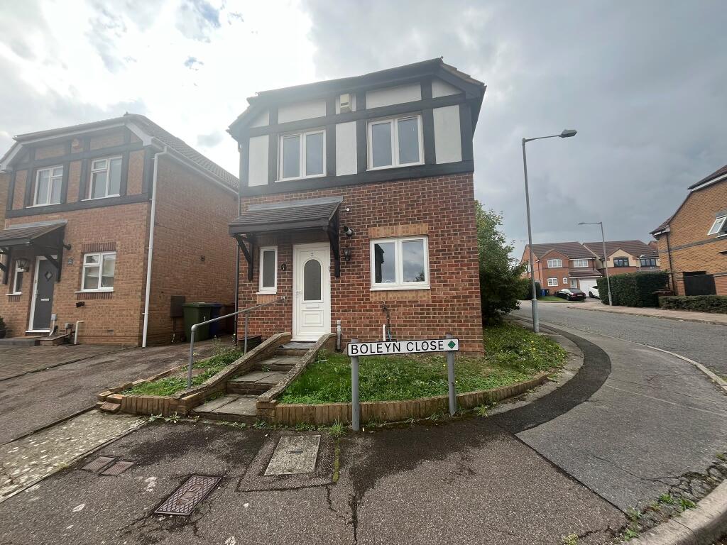 Main image of property: Boleyn Close, Chafford Hundred