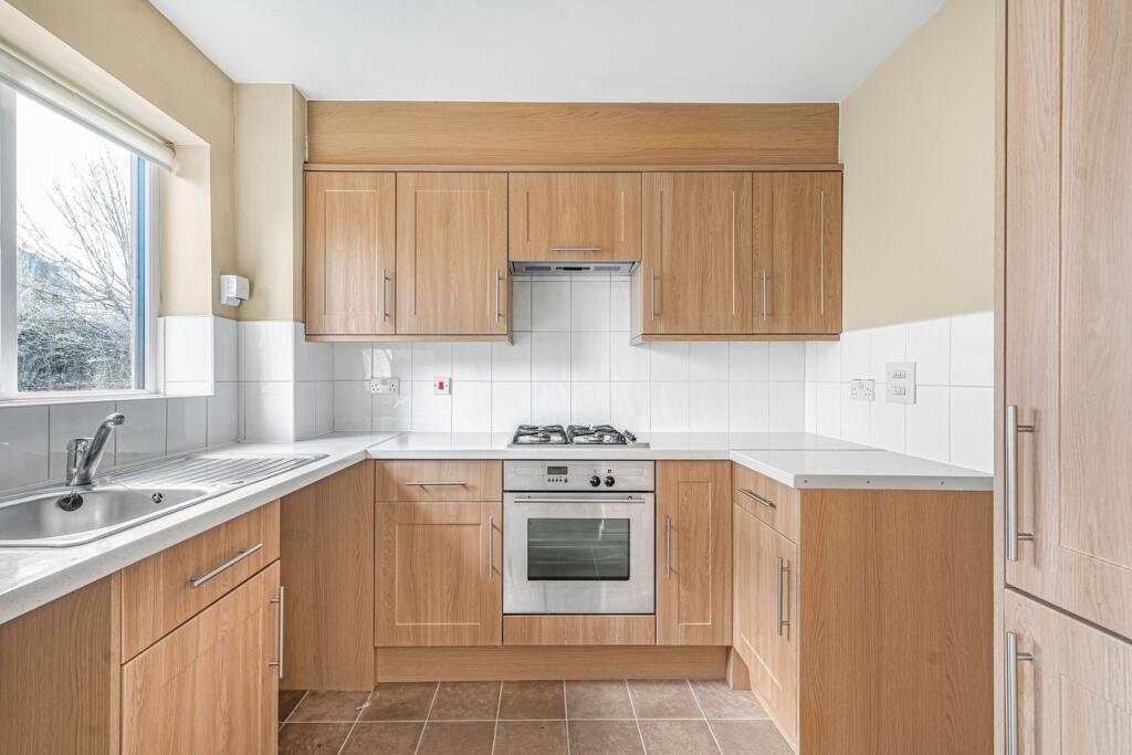 55, Court View, Stonehouse, GL10 photo 3